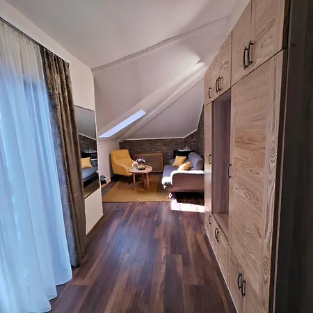 Land Club Novi Banovci