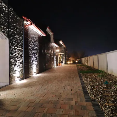 Land Club Hotel